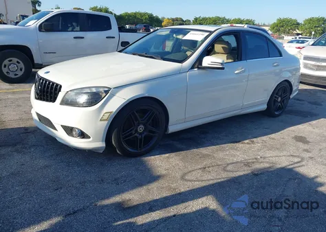 2010 Mercedes-Benz C 300 Luxury 4Matic/Sport 4Matic from USA, damaged, VIN WDDGF8BB0AF455106